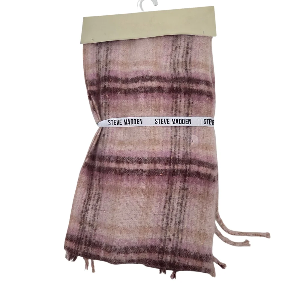 Steve Madden Plaid Fringe Scarf And Beanie Gift Set NEW Pink Beige Cabincore